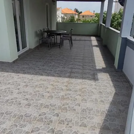Διαμέρισμα Zara Apartment *