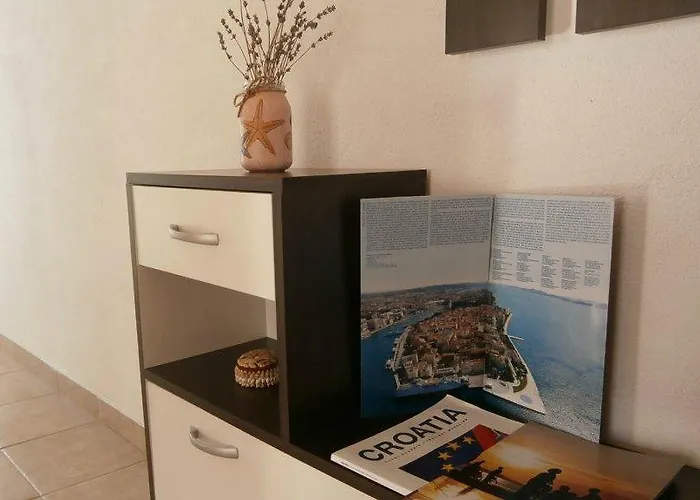 Διαμέρισμα Zara Apartment *