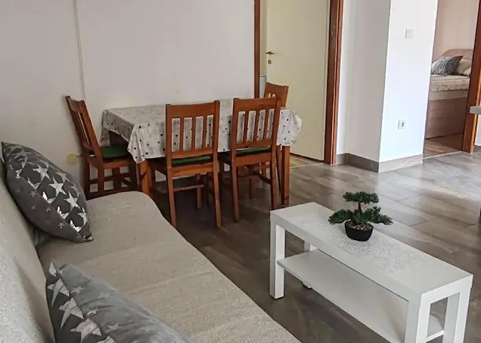 Zara Apartment Διαμέρισμα *